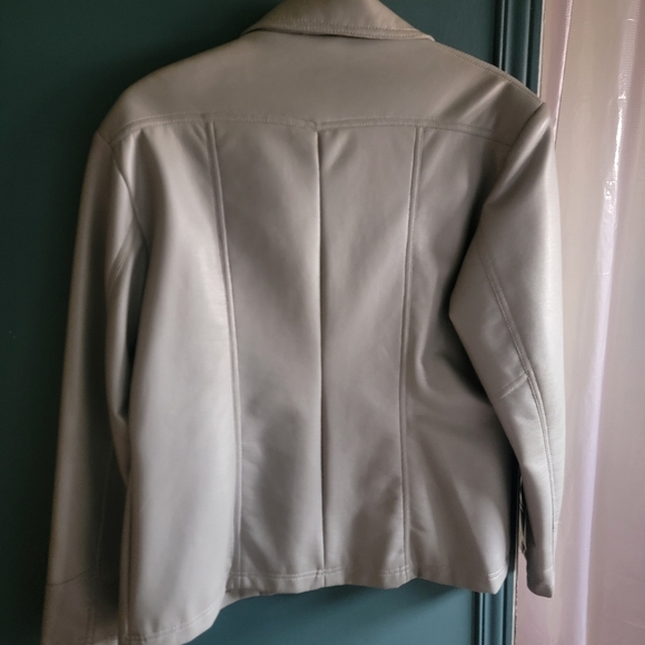 Ladies Gray Faux leather jacket - Picture 3 of 3